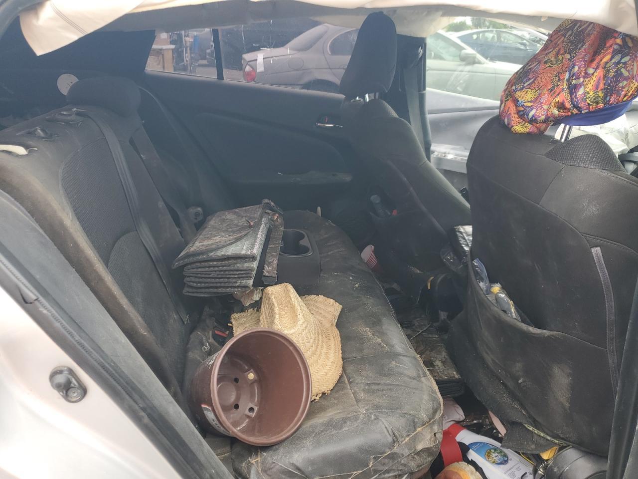 2019 TOYOTA PRIUS