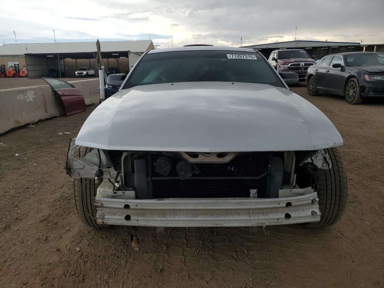 2005 FORD MUSTANG
