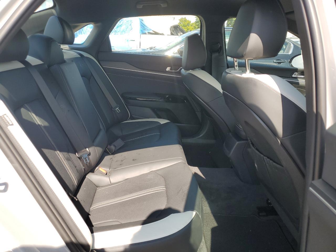 2025 KIA K5