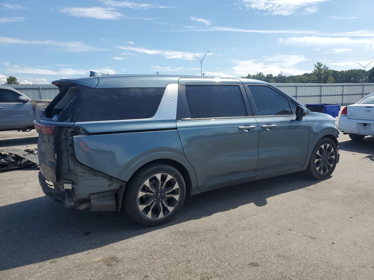 2022 KIA Carnival
