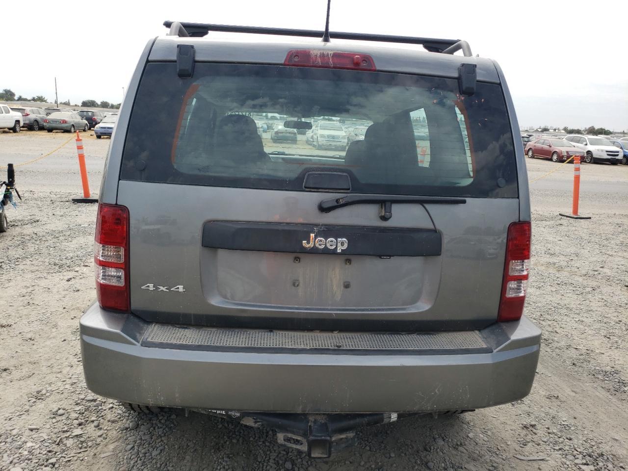 2012 JEEP Liberty