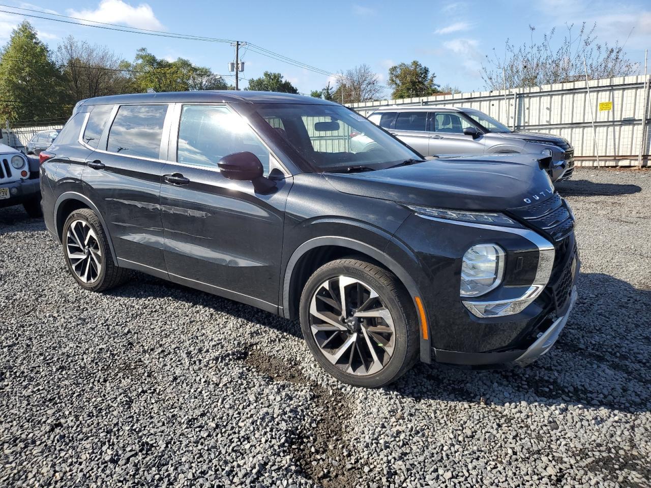 2022 MITSUBISHI outlander