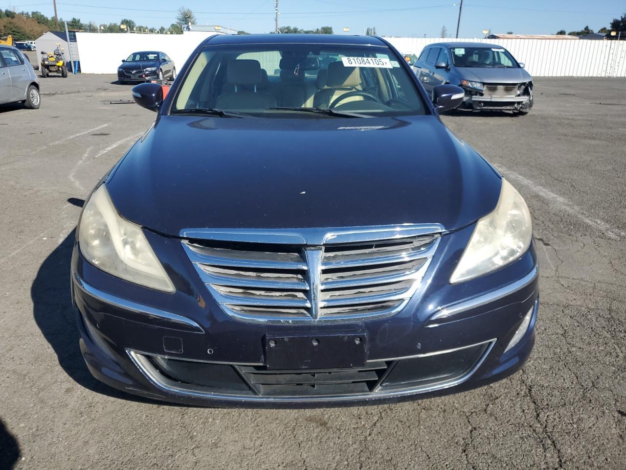 2013 HYUNDAI GENESIS