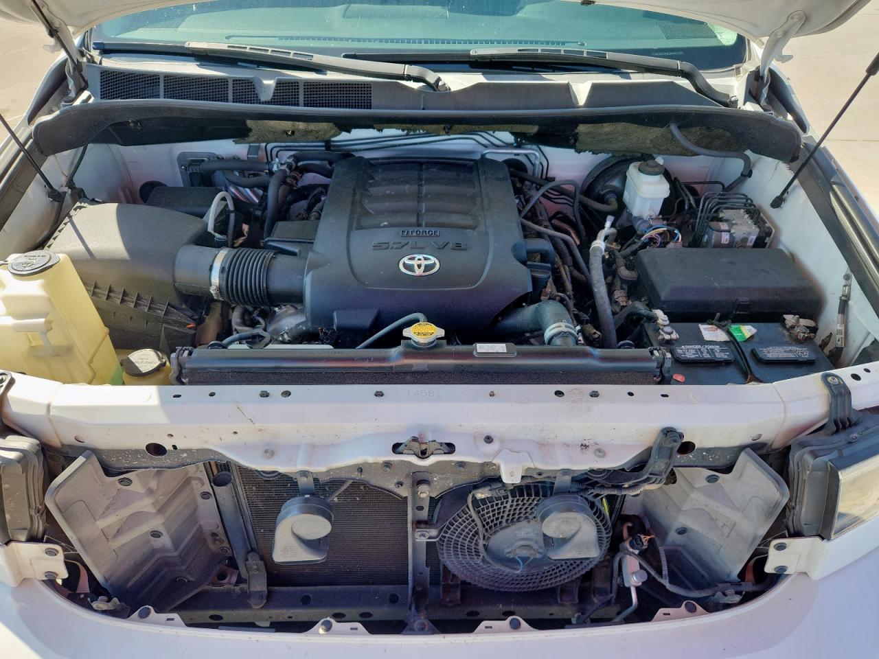 2018 TOYOTA Sequoia