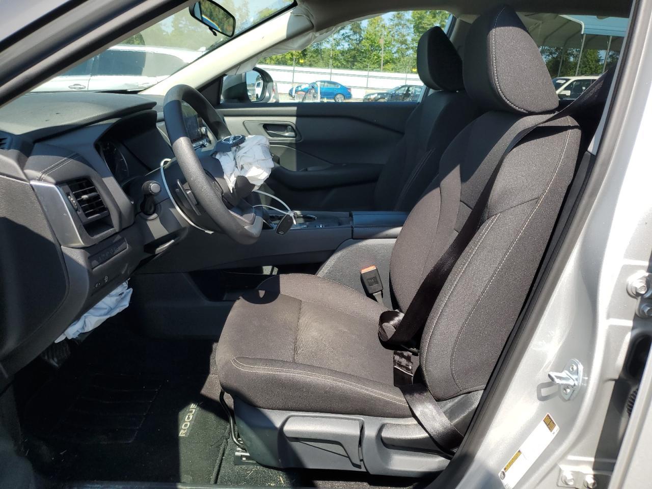 2025 NISSAN ROGUE