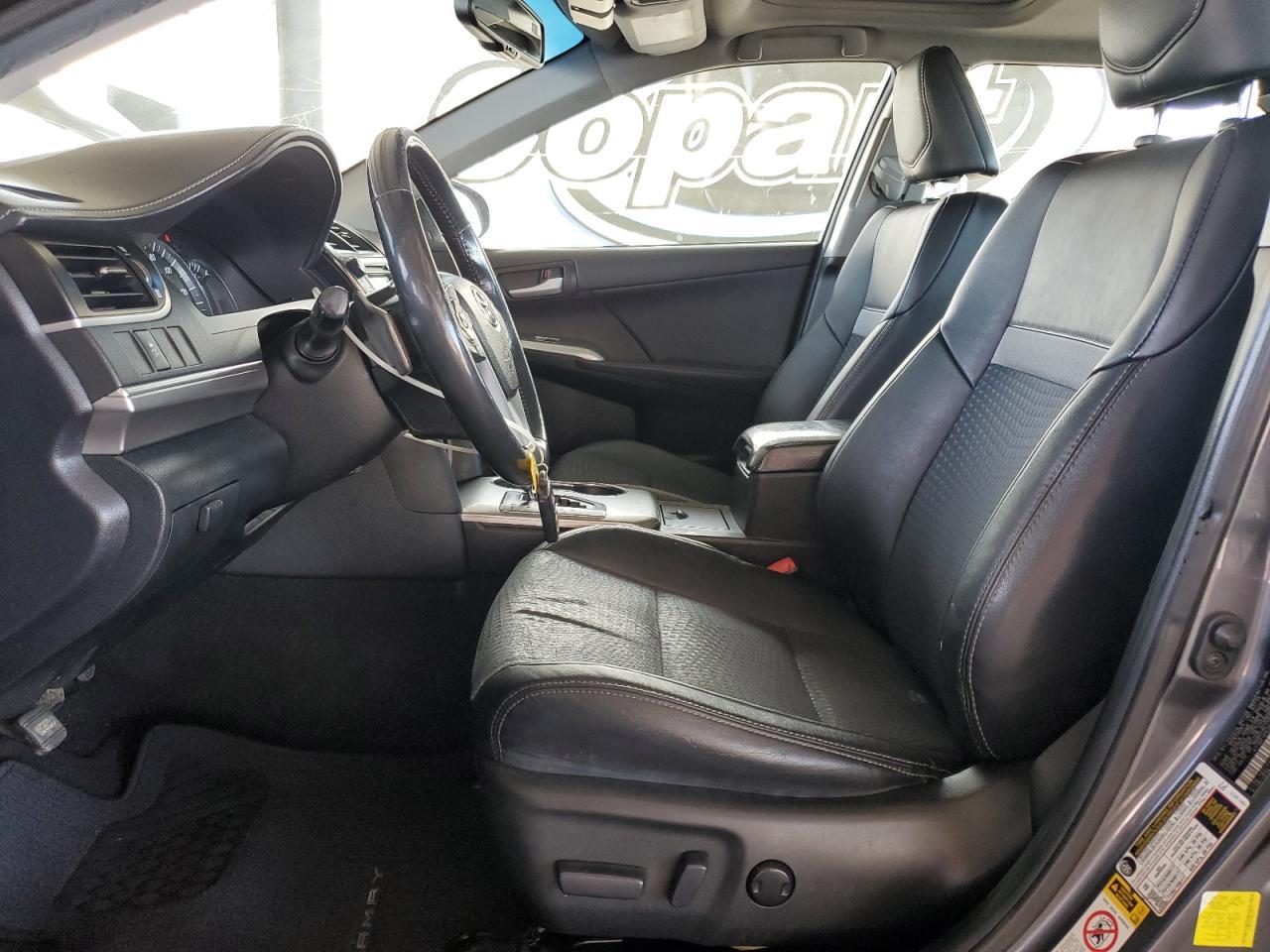 2014 TOYOTA CAMRY