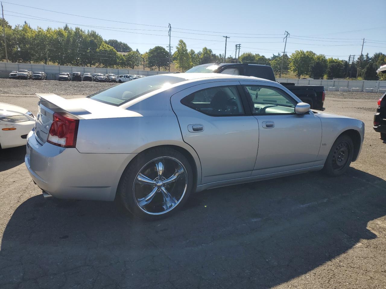 2010 DODGE CHARGER