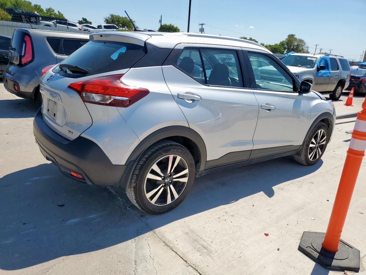 2018 NISSAN KICKS