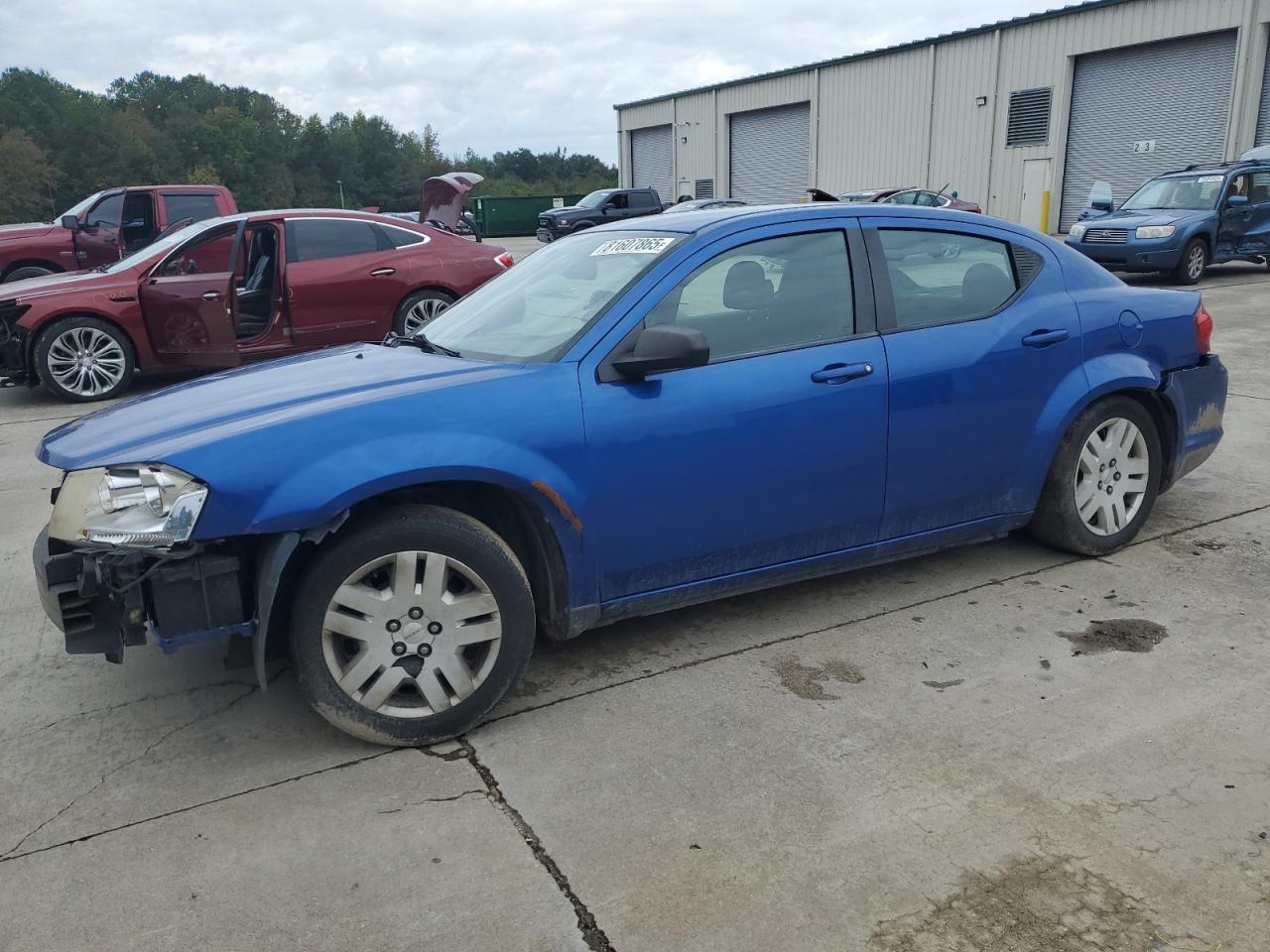 2013 DODGE Avenger