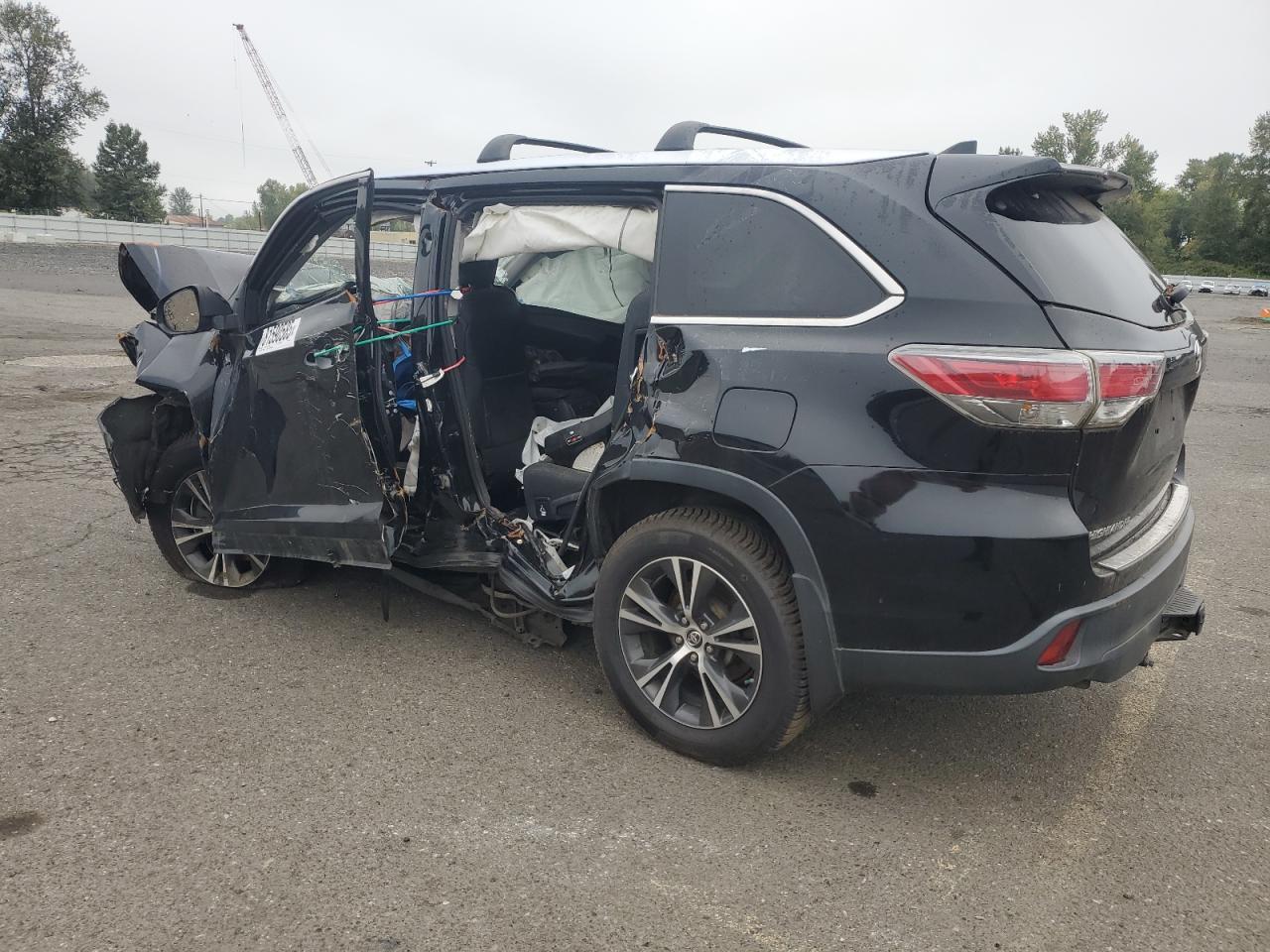 2016 TOYOTA HIGHLANDER