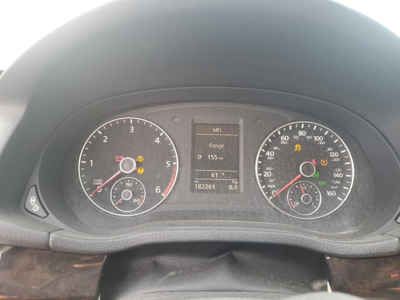 2014 VOLKSWAGEN Passat