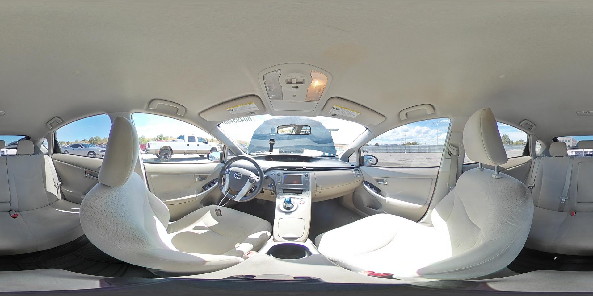 2012 TOYOTA PRIUS
