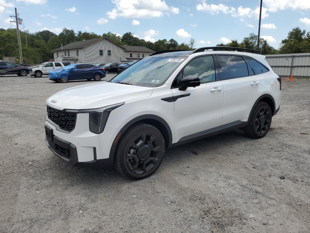 2025 KIA SORENTO