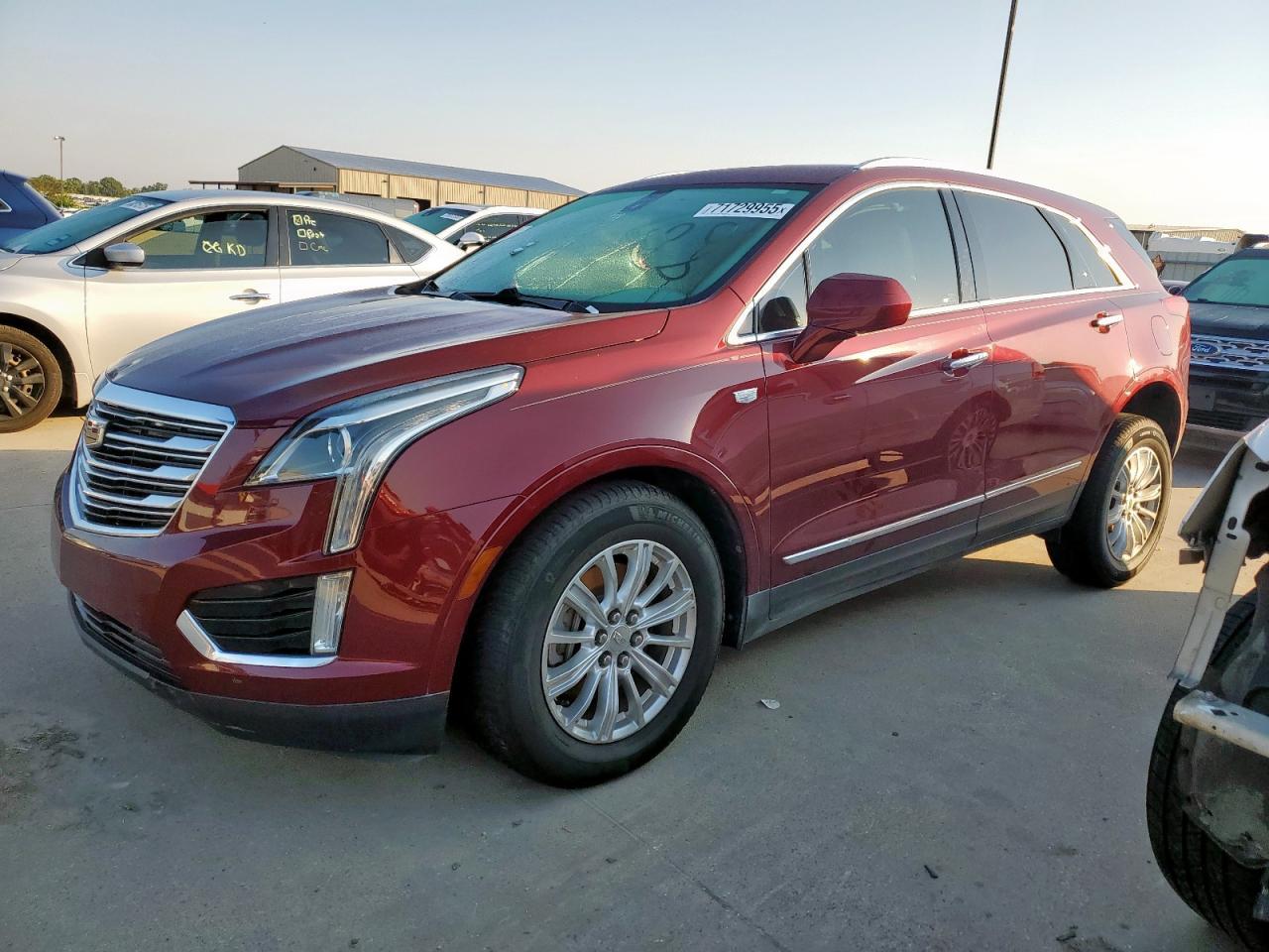 2017 CADILLAC XT5