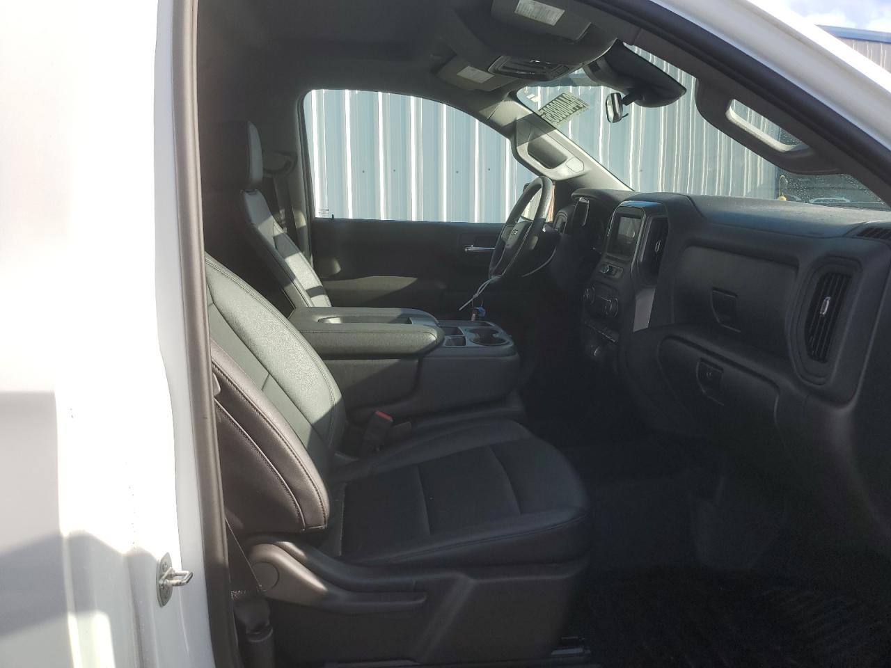 2023 CHEVROLET Silverado