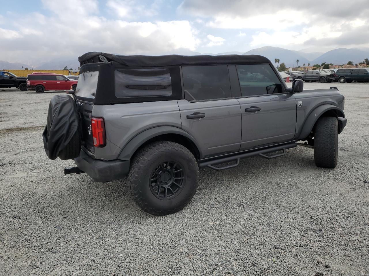 2022 FORD Bronco