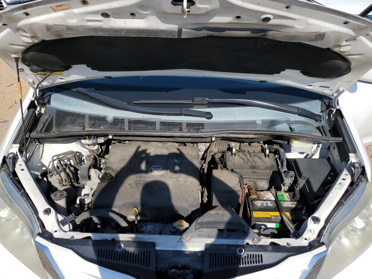 2015 TOYOTA SIENNA