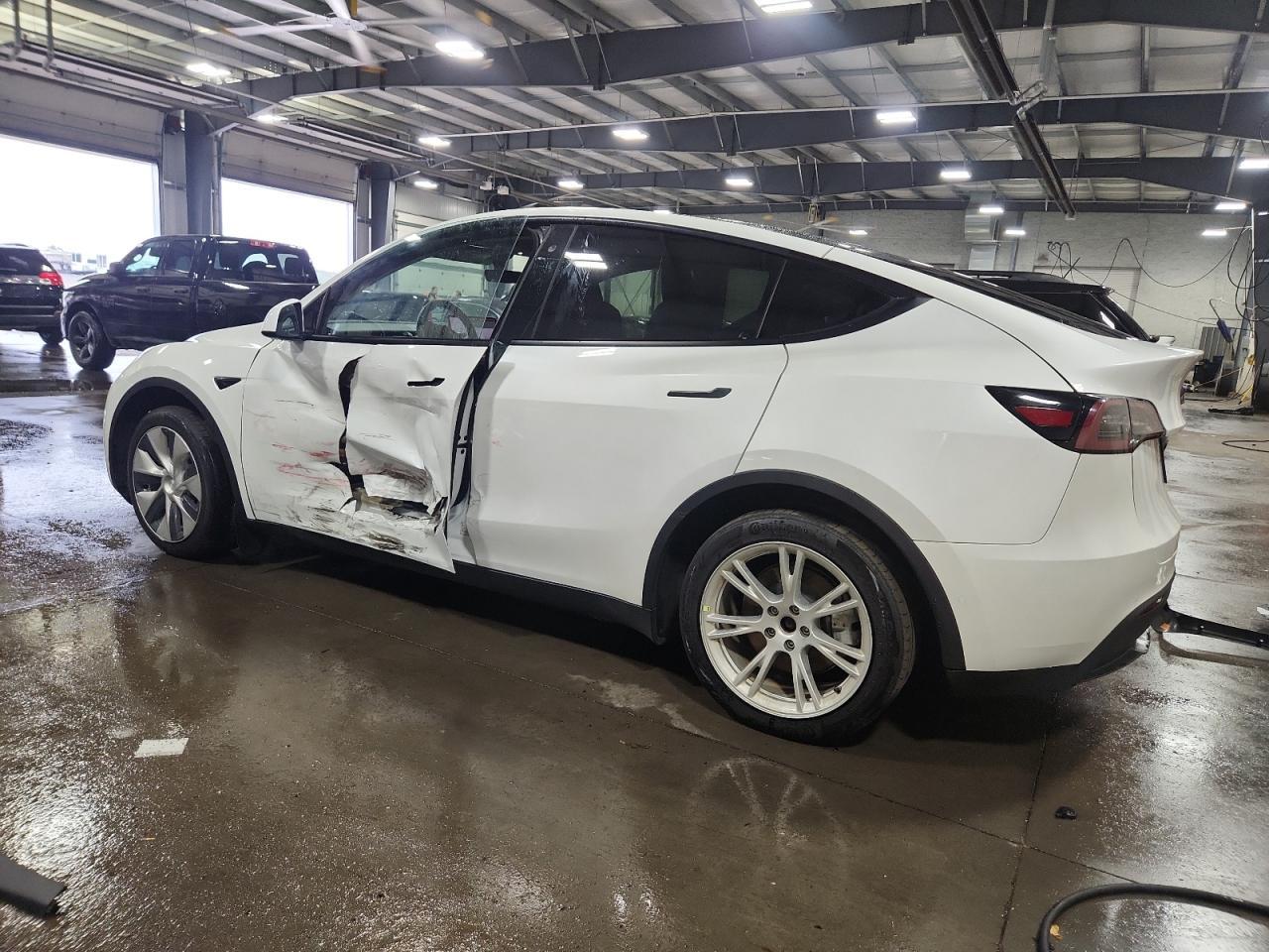 2020 TESLA MODEL Y