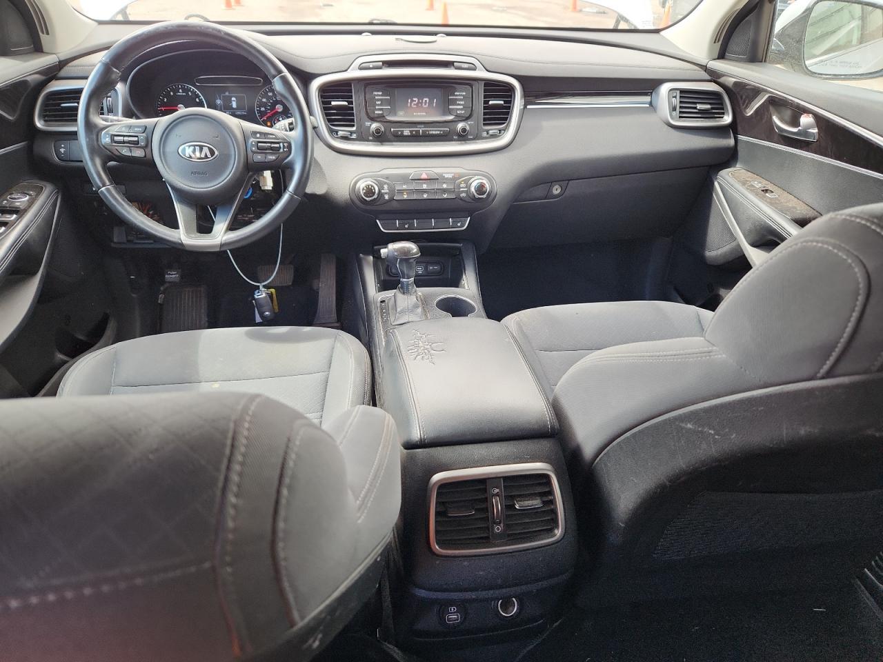 2016 KIA SORENTO