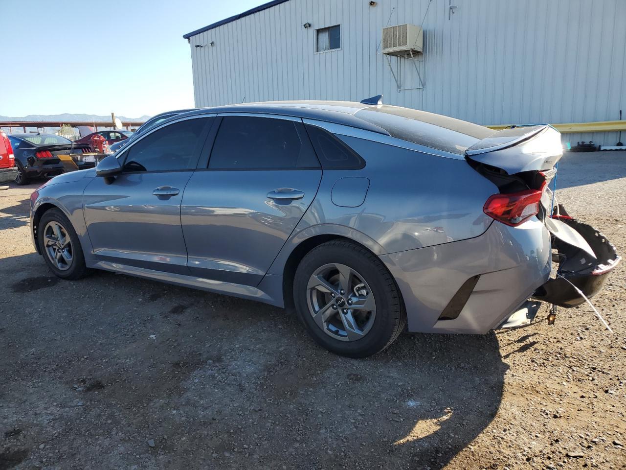 2023 KIA K5