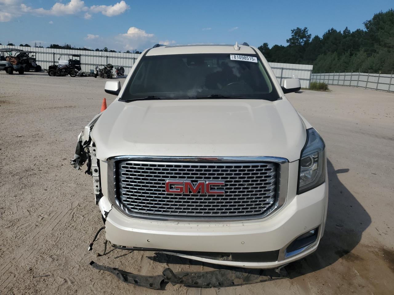 2015 GMC Yukon