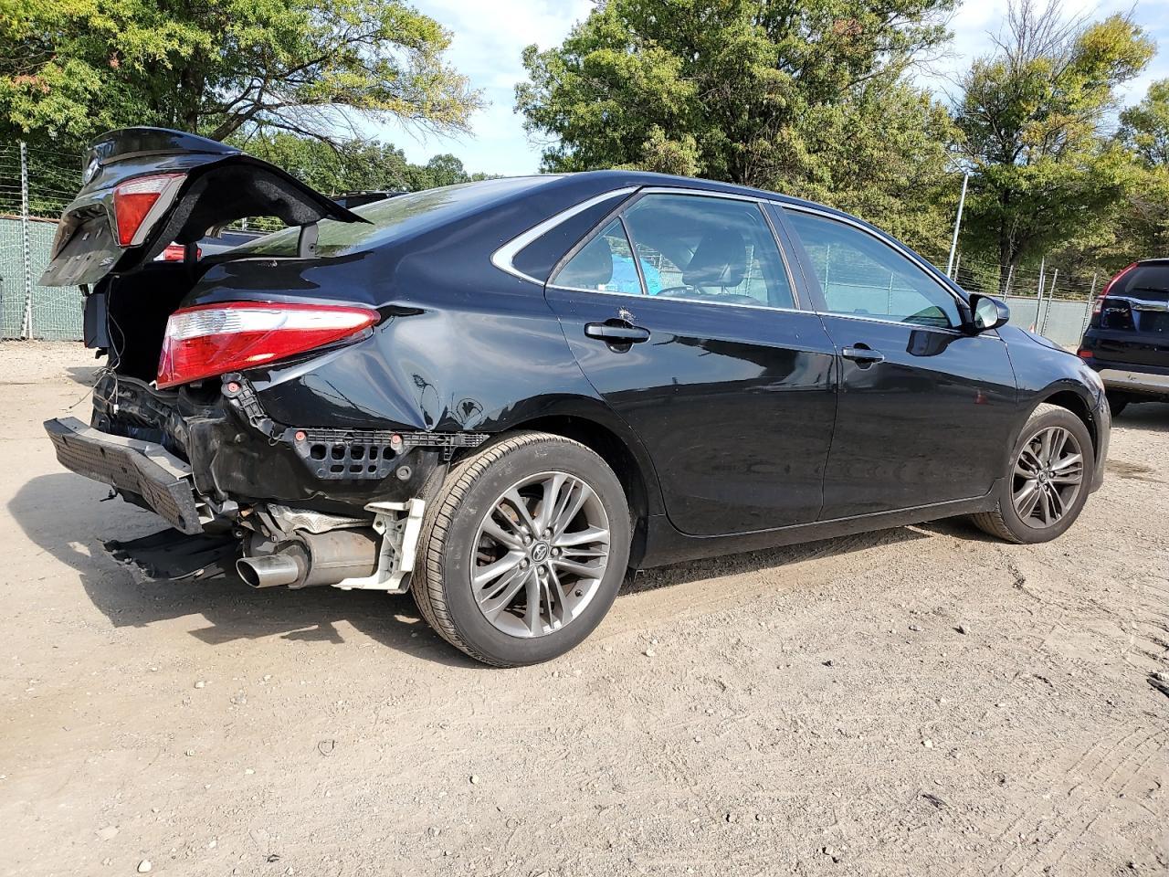 2017 TOYOTA CAMRY