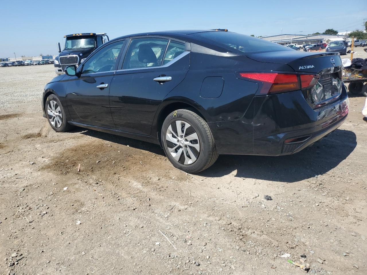 2022 NISSAN ALTIMA