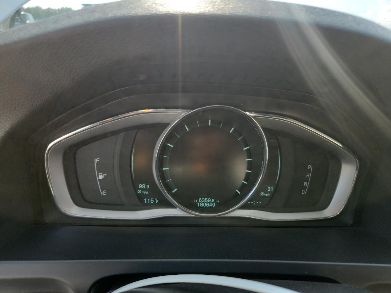 2015 VOLVO S60