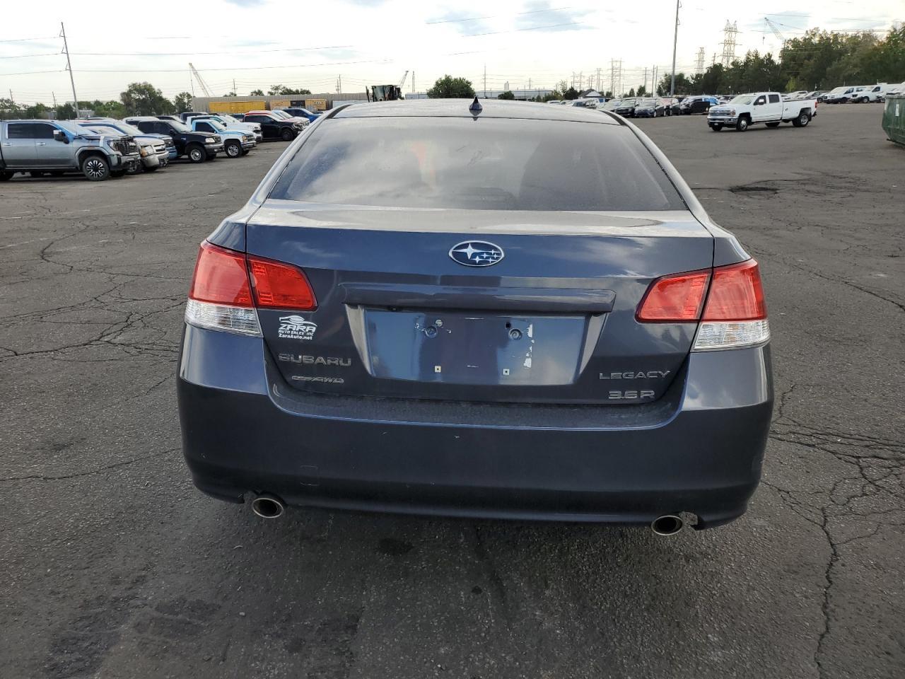 2014 SUBARU Legacy