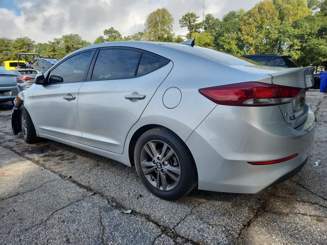 2018 HYUNDAI ELANTRA