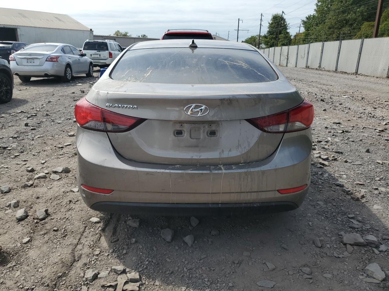 2016 HYUNDAI ELANTRA