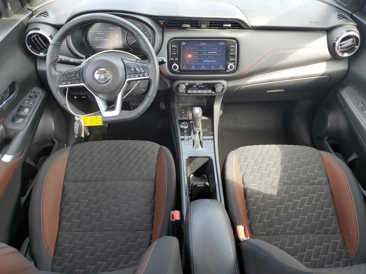 2021 NISSAN KICKS