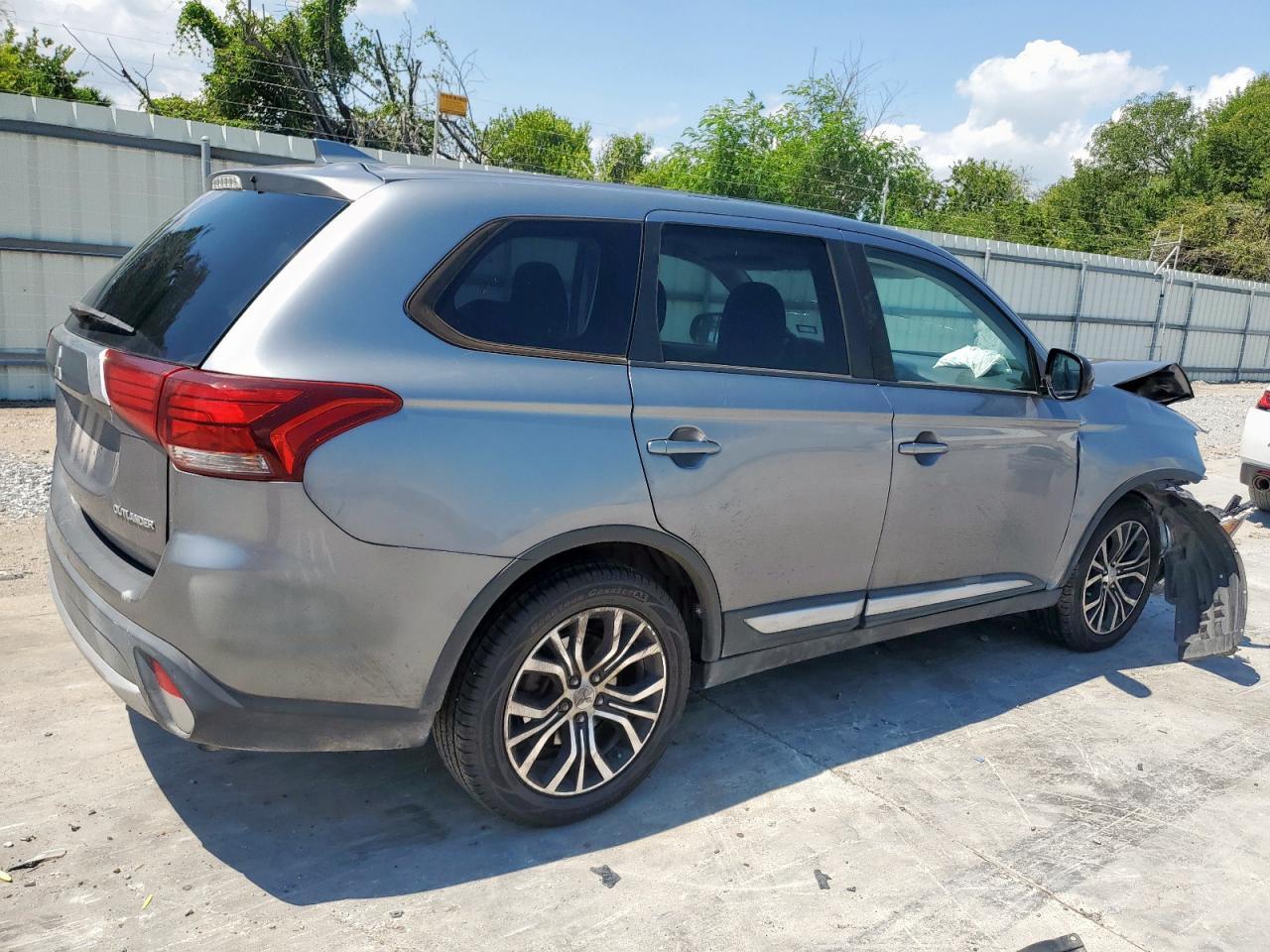 2018 MITSUBISHI outlander