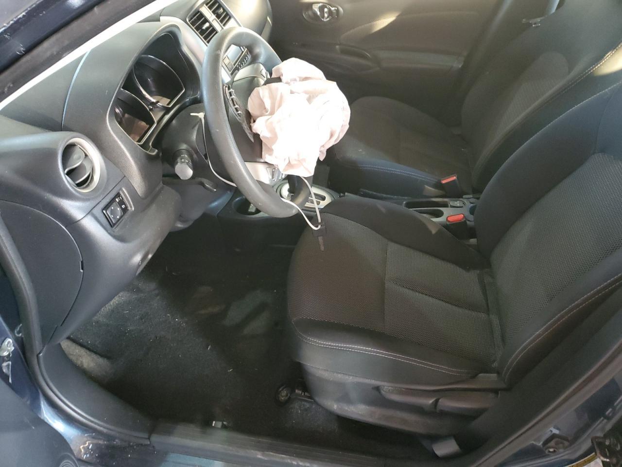 2017 NISSAN VERSA