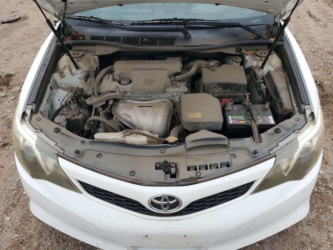 2014 TOYOTA CAMRY