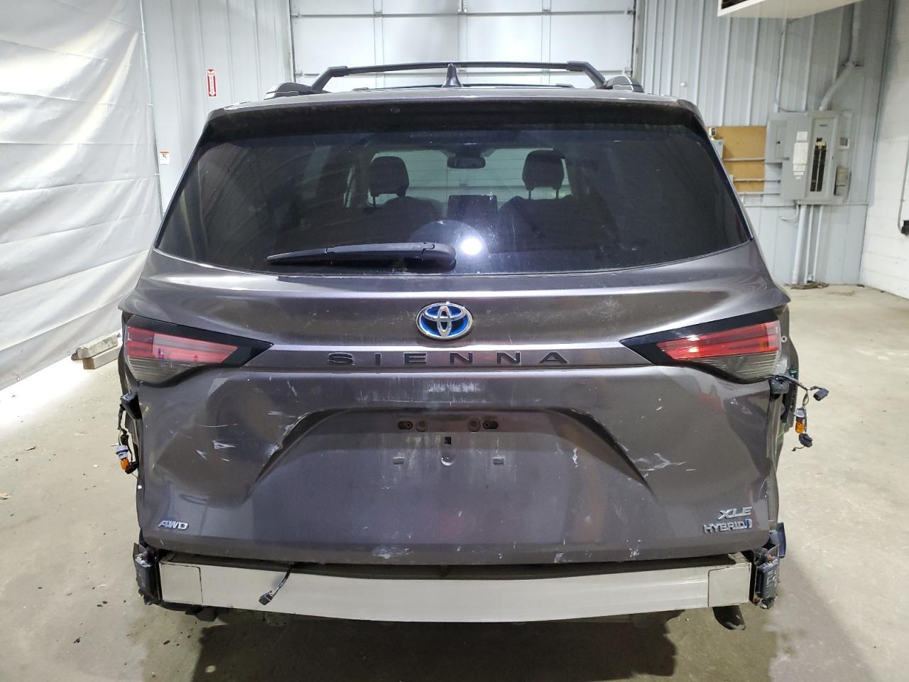 2021 TOYOTA SIENNA