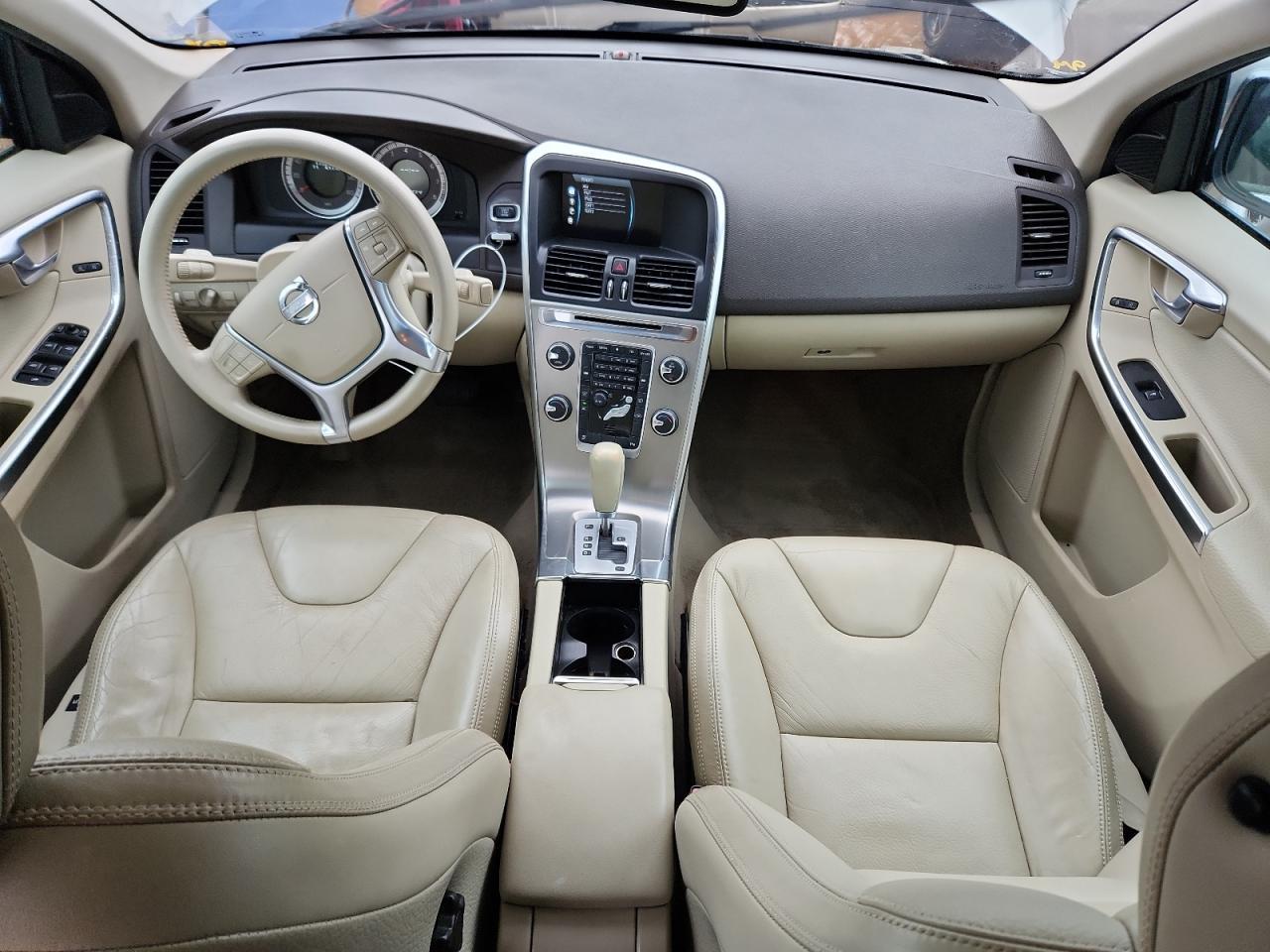 2012 VOLVO XC60