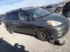 2004 TOYOTA SIENNA