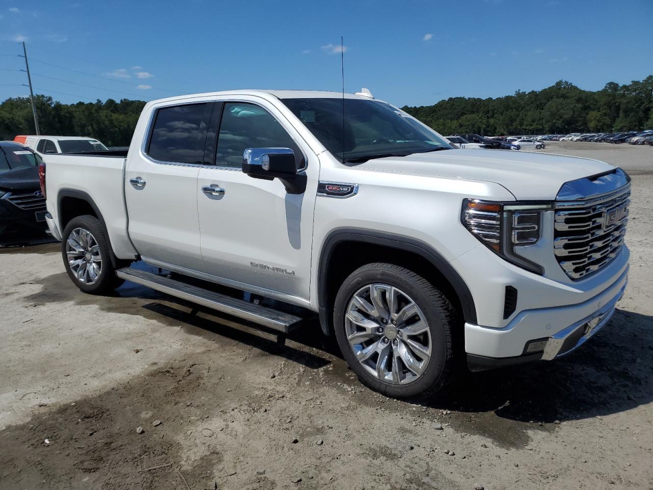 2025 GMC Sierra