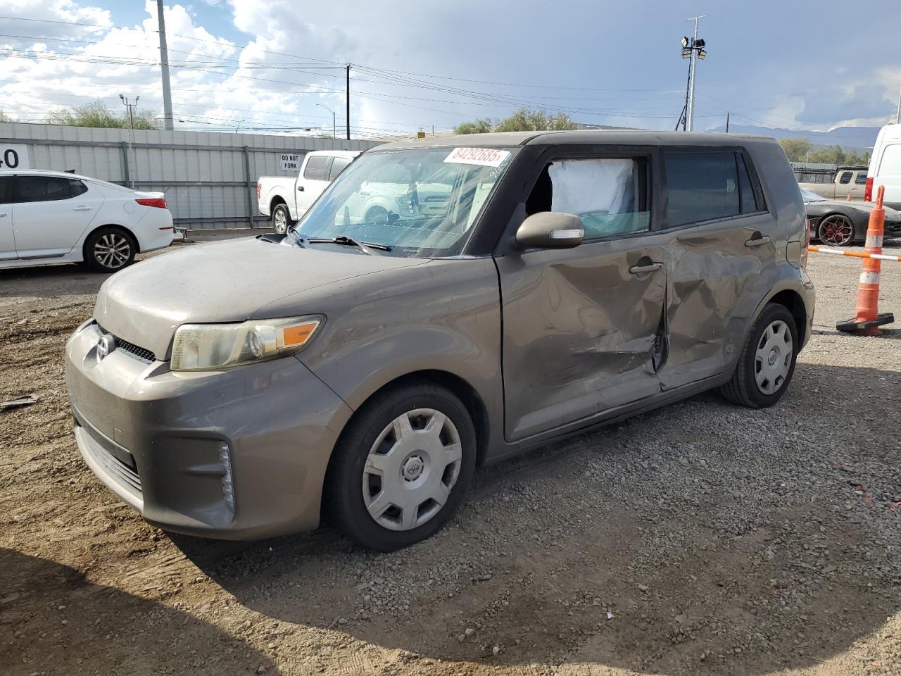 2013 TOYOTA SCION