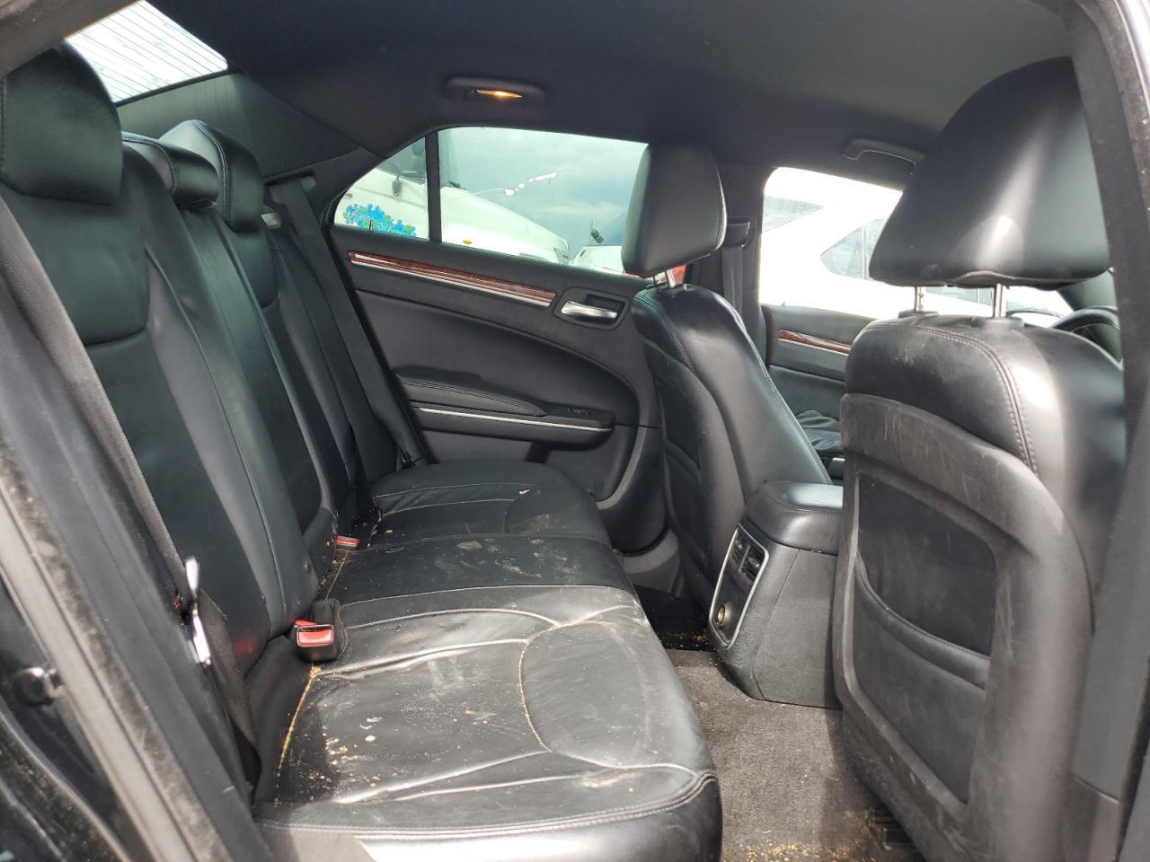 2014 CHRYSLER 300