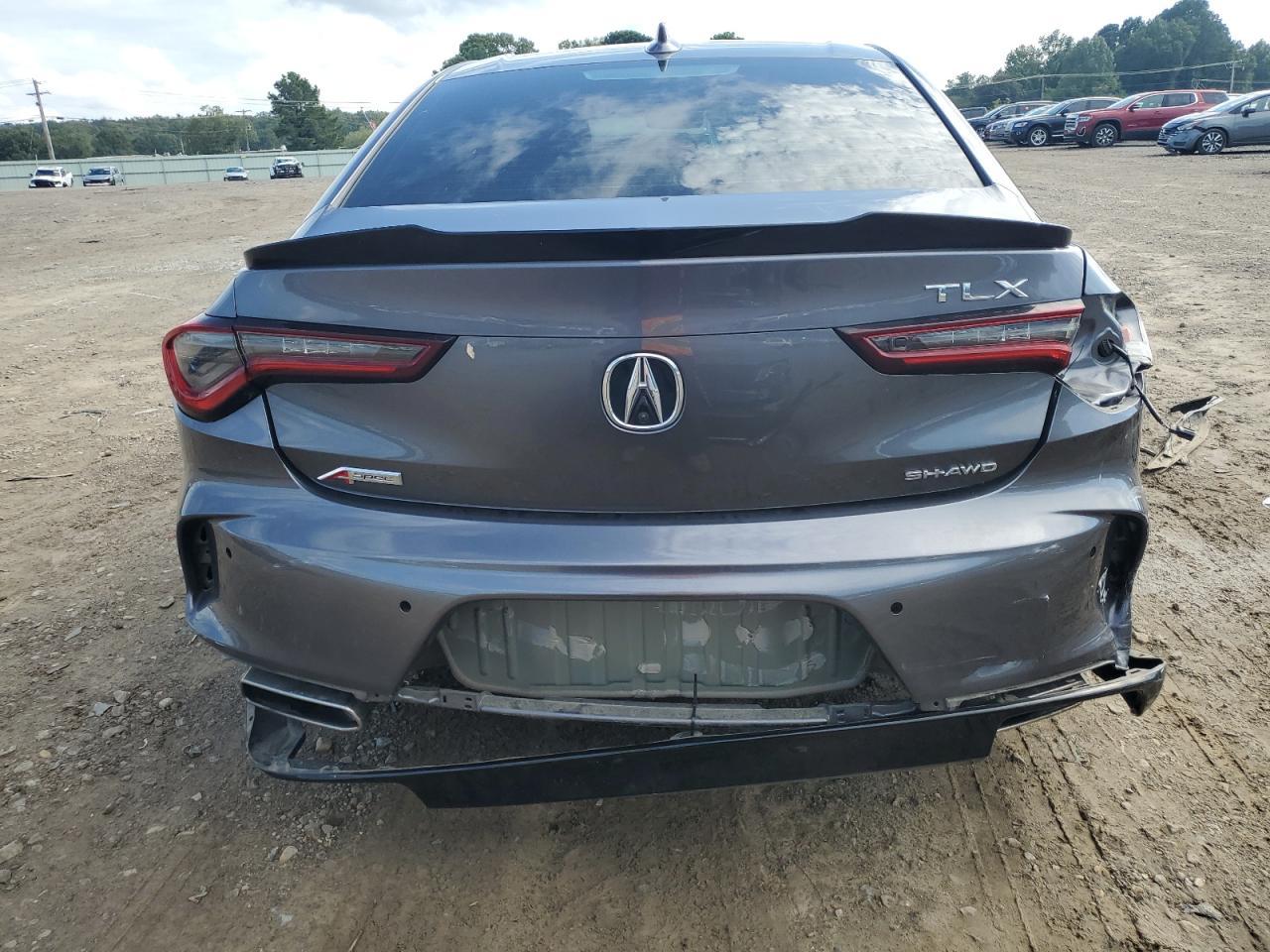 2022 ACURA TLX