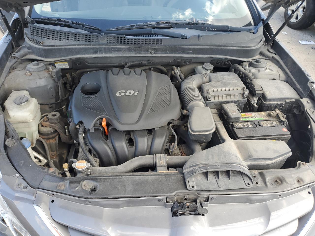2011 HYUNDAI SONATA