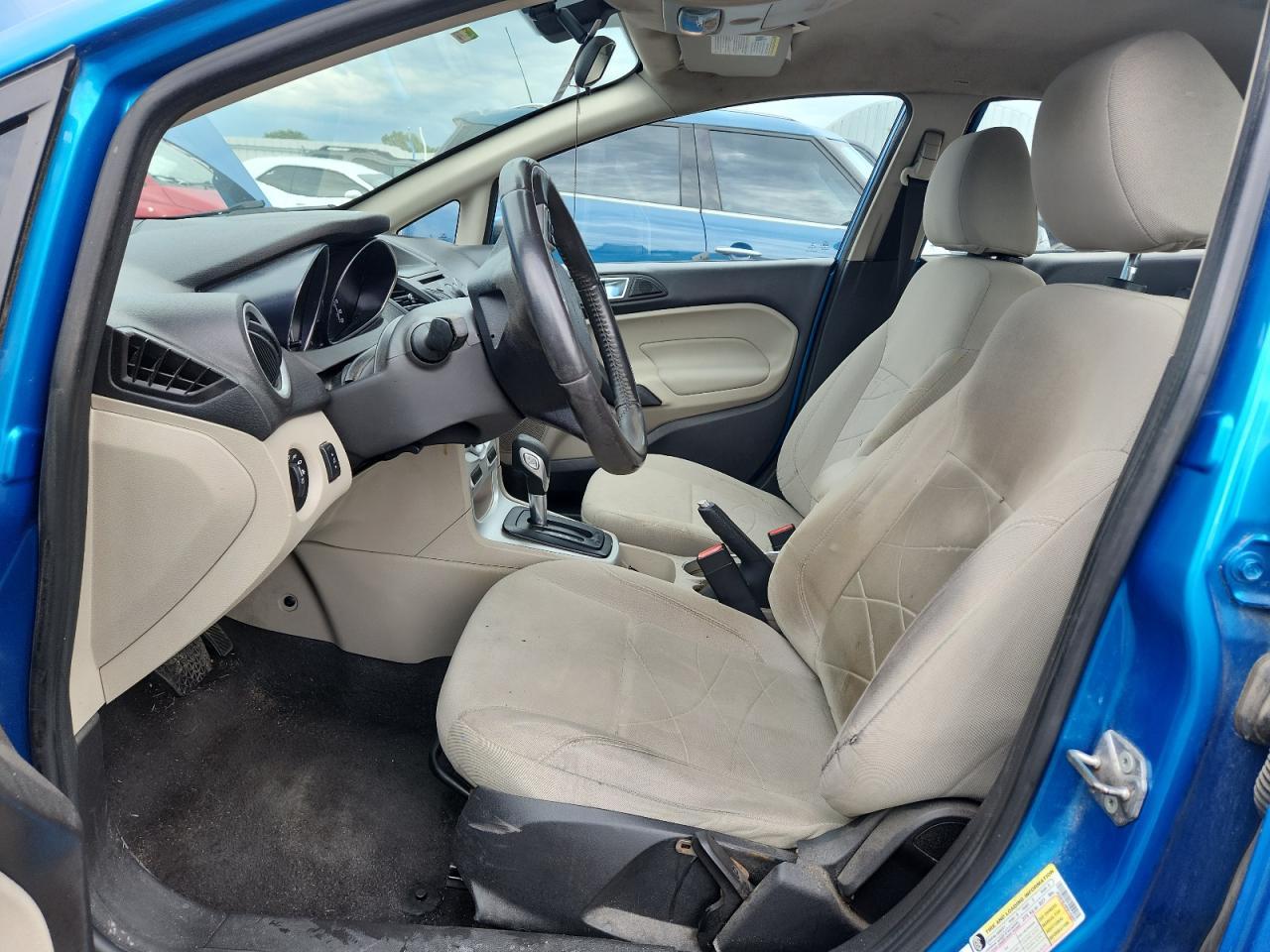 2015 FORD Fiesta