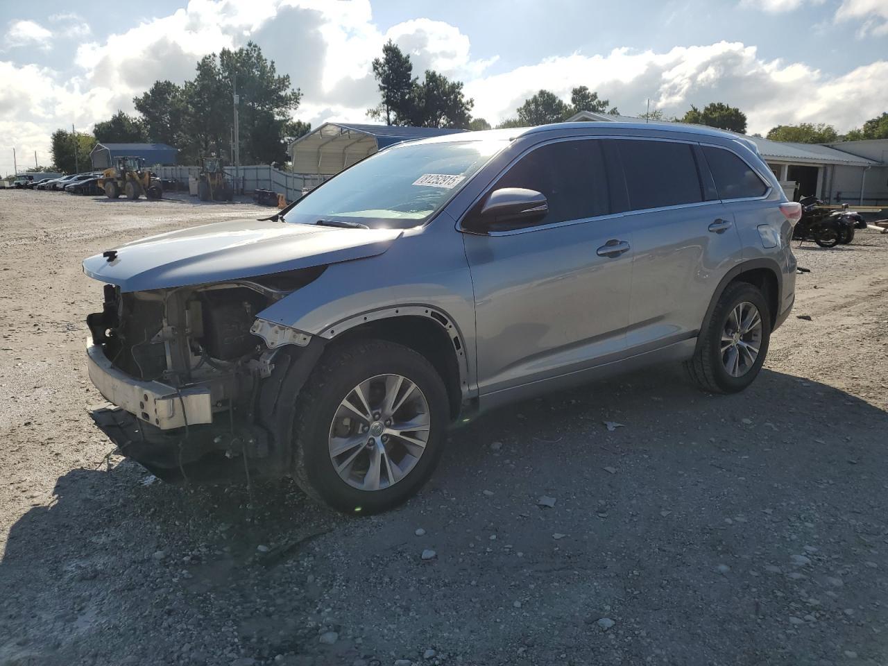 2015 TOYOTA HIGHLANDER
