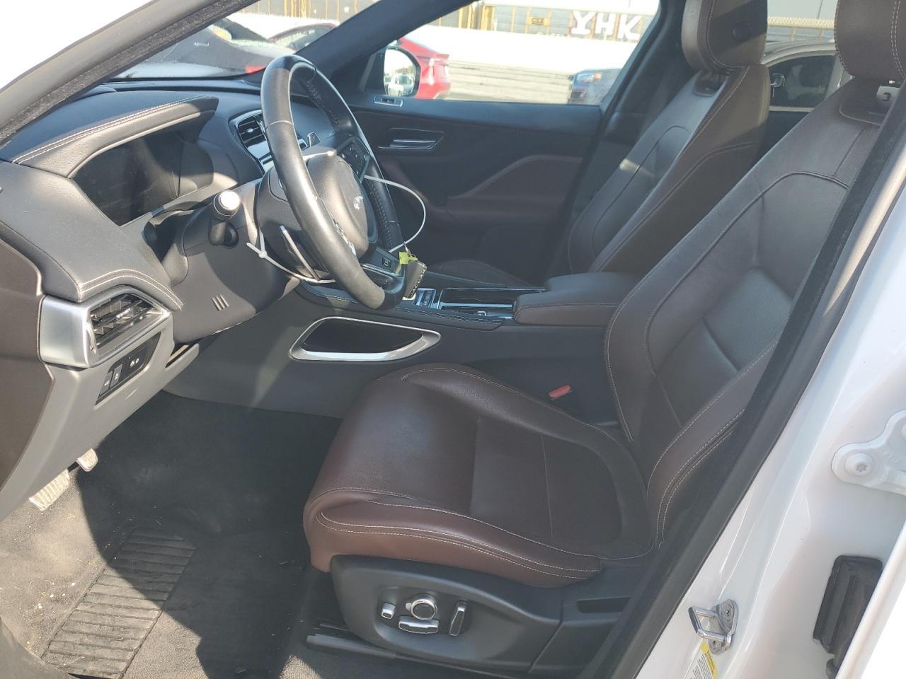 2019 JAGUAR F-Pace