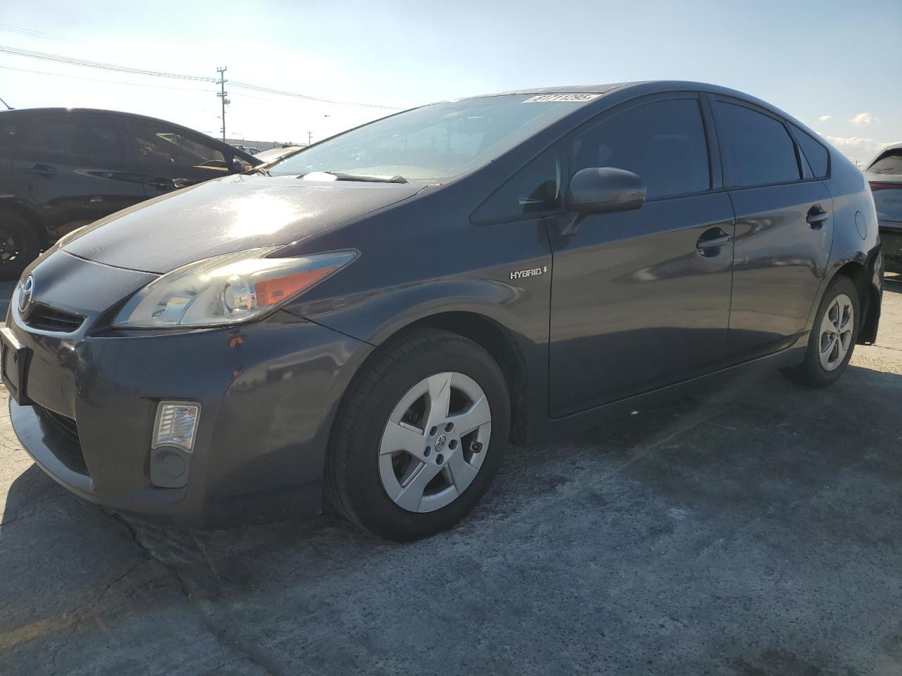 2011 TOYOTA PRIUS