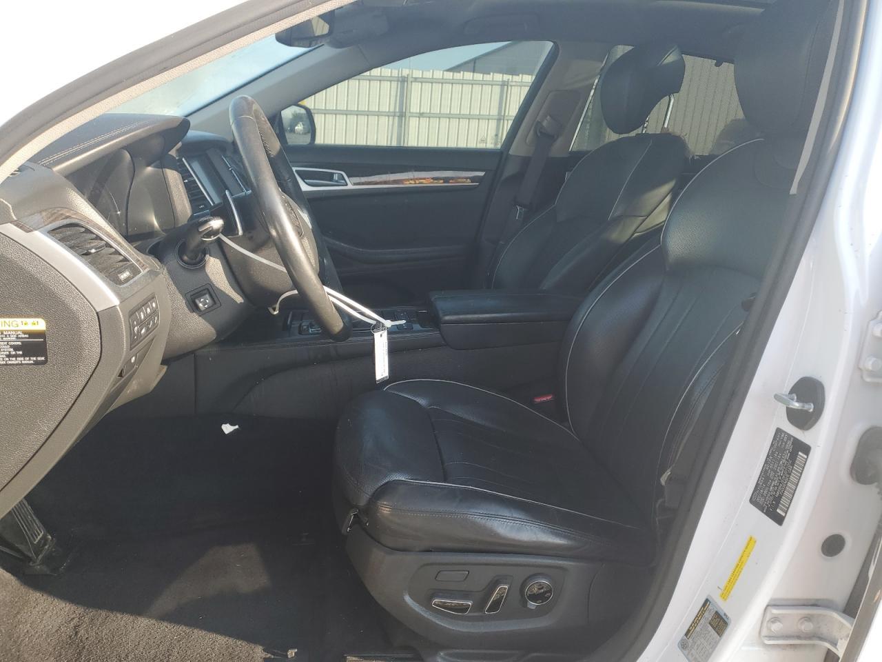 2015 HYUNDAI GENESIS