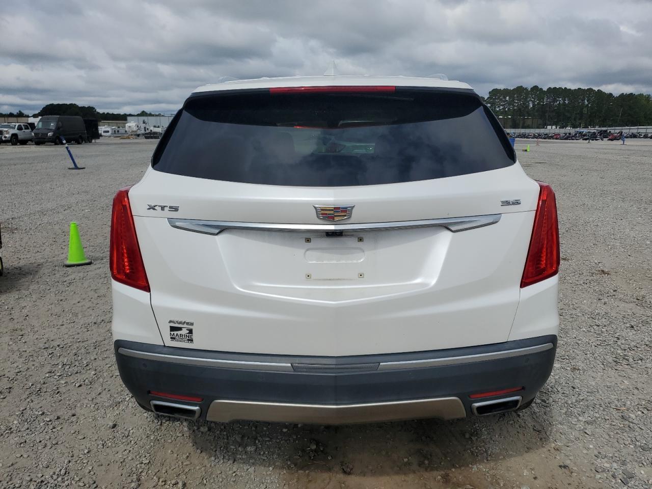 2018 CADILLAC XT5