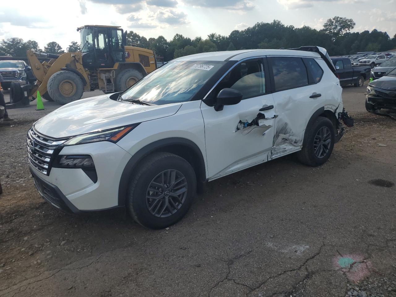 2025 NISSAN ROGUE